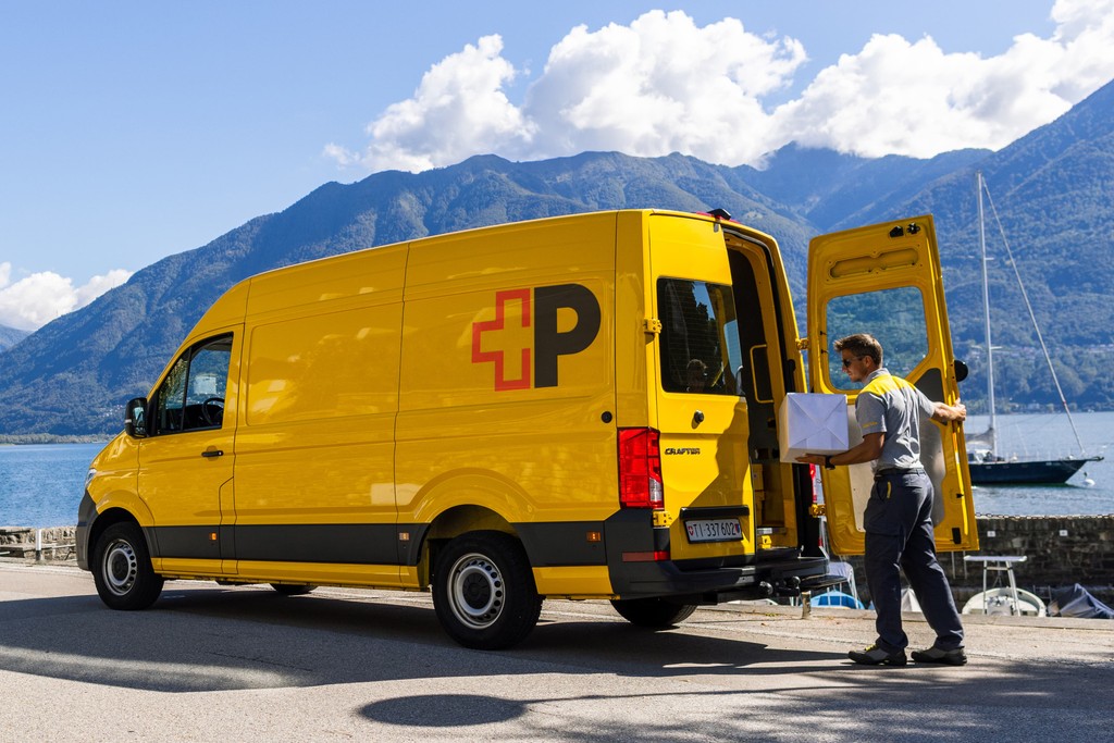 Transport & Logistics case study: Swiss Post Democratizes Kafka Usage, Growing to 5x More Apps